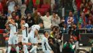 900 هدف.. كريستيانو رونالدو ملك على عرش كرة القدم (فيديو)