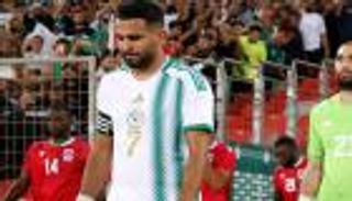الصدمات تتوالى.. لماذا غادر رياض محرز معسكر منتخب الجزائر؟
