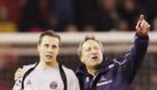 أرسنال الضحية.. قصة تحول مدافع إنجلترا لحارس مرمى أسبوعيا