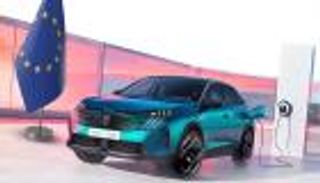 غرامات بـ15 مليار يورو.. الانبعاثات تهدد قطاع السيارات الأوروبي