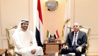 الإمارات ومصر تبحثان تنمية الشراكة الاقتصادية في قطاعات الاقتصاد الجديد