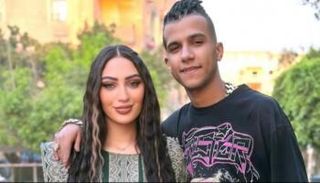 عصام صاصا وزوجته