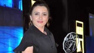 ساندرا نشأت