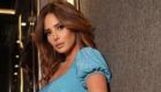 إيمان العاصي في الصيف.. إطلالة أنثوية ساخنة قبل عرض مسلسلها (صور)