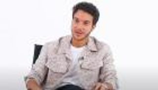 «طلاق وزواج والده» نور النبوي يكشف عن أسرار عائلية