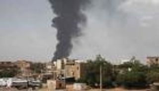 تحشيدات وقصف عشوائي.. تصعيد عسكري بالسودان يتحدى الحظر الأممي