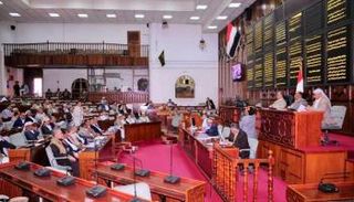 برلمان الحوثي خلال تمريره الفرمان الجديد للسيطرة على صلاحيات القضاء