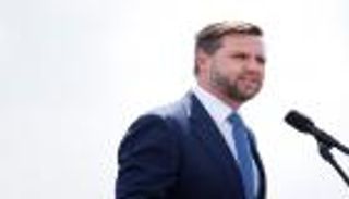 تفاصيل خطة ترامب لإنهاء حرب أوكرانيا.. تشمل «منطقة منزوعة»