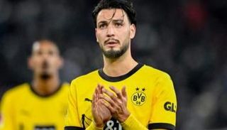 بن سبعيني نجم بروسيا دورتموند