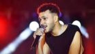 ويجز يكشف عن «وضعه العاطفي» مع أسماء جلال