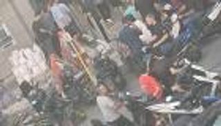 لقطات توثق انفجار أجهزة «بيجر» اللاسلكية في متاجر بلبنان (فيديو)