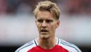 خطط أرتيتا تنهار.. أوديغارد يصدم أرسنال بغياب طويل