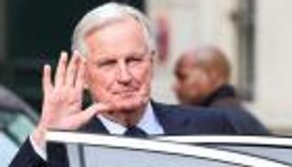 فرنسا تترقب.. هل تُفشل مظاهرات السبت حكومة الأحد