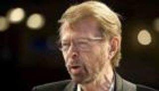 بيورن أولفايوس يتزوج للمرة الثالثة في عمر الـ79