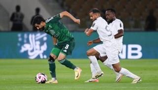 الأهلي ضد الجندل 