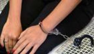 القبض على «وحش الكون» وابنتيها في مصر.. ما القصة؟