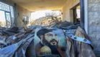 رسائل متضاربة لحزب الله.. هل تتخلى إيران عن حليفها الأبرز؟