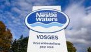 فضيحة شركة نستله في فرنسا.. اتهامات التلاعب بالمياه المعبأة تهدد صحة الملايين 