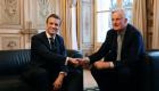 «سيد البريكست» في اختبار الزمن بفرنسا.. هل يصمد أكثر من تراس؟