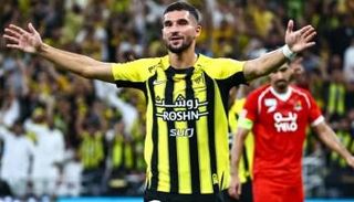 حسام عوار نجم الإتحاد السعودي
