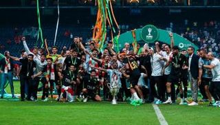 تتويج الزمالك بالسوبر الأفريقي 2024