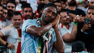 احتفال محمود عبدالرازق 