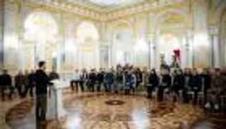 زيلينسكي في استقبال 2025.. سنقاتل