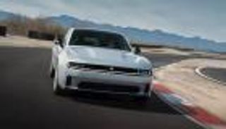 رسميا.. سيارة Dodge Charger EV تظهر حول العالم في 2025