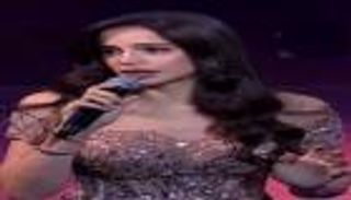 آمال ماهر تشعل حفل رأس السنة في السعودية