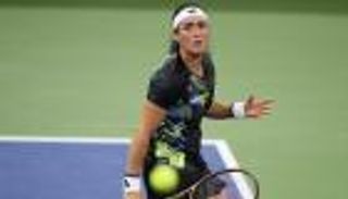 أنس جابر وديوكوفيتش يسقطان في أولى بطولات 2025