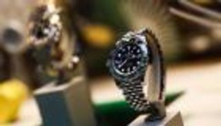 رولكس ترفع أسعار ساعاتها الذهبية.. والزبائن لا يتأثرون