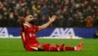 دون أن ينطق.. محمد صلاح يثير جدلاً جديداً حول مستقبله