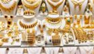 أسعار الذهب اليوم.. النفيس يرتفع بدعم من تراجع الدولار وبيانات أمريكية