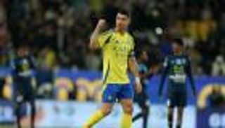 قاد النصر لإسقاط الأخدود.. رونالدو يزاحم الثنائي التاريخي في الدوري السعودي
