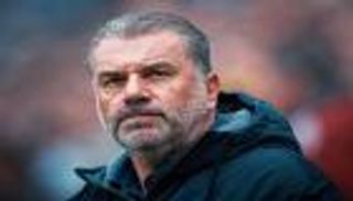 بذكريات الضفادع.. مدرب توتنهام يتحدى ظروف الكأس الصعبة