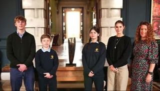 اكتشاف عمل فني في مدرسة بريطانية