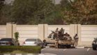 هجوم القصر الرئاسي في تشاد.. صراع داخلي أم رسائل فرنسية؟