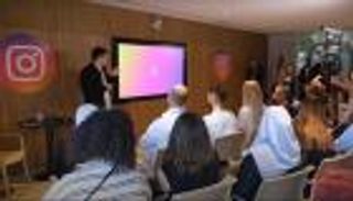 «مقر المؤثرين وميتا» يطلقان برنامج «صناع المحتوى الهادف»