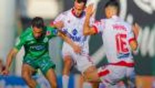 من الدوري المغربي.. 5 نجوم «أحرار» في صيف 2025