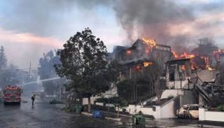 أضرار حرائق لوس أنغلوس