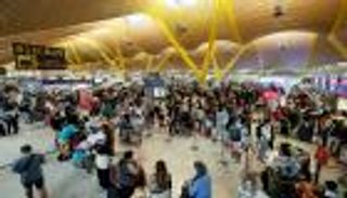 إسبانيا تحقق رقماً قياسياً في عدد السياح.. 94 مليون زائر في 2024