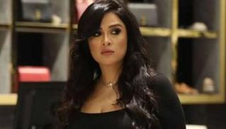 ياسمين عبد العزيز