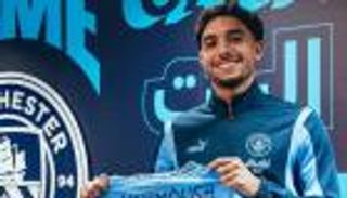 أغلى لاعب مصري.. عمر مرموش يدخل التاريخ بقميص مانشستر سيتي