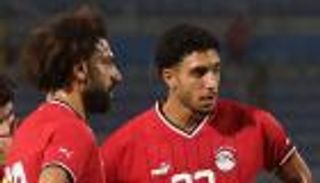 الدوري الإنجليزي.. موعد مباراة محمد صلاح وعمر مرموش