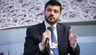 محمد بن طليعة ئيس الخدمات الحكومية في حكومة الإمارات