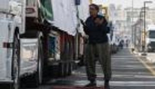 إصرار إسرائيلي على حظر الأونروا.. ما الذي يعنيه ذلك للفلسطينيين؟