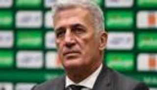 بعد قرعة كأس أمم أفريقيا 2025.. مدرب الجزائر يفاجئ الجماهير