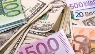 فئات متنوعة من اليورو والدولار