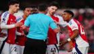 صاحب الطرد التاريخي.. قرار رسمي ينصر أرسنال على حكم «التهديدات»