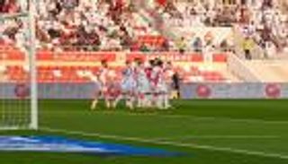 بفوز صعب.. الشارقة ينقض على صدارة الدوري الإماراتي (فيديو)